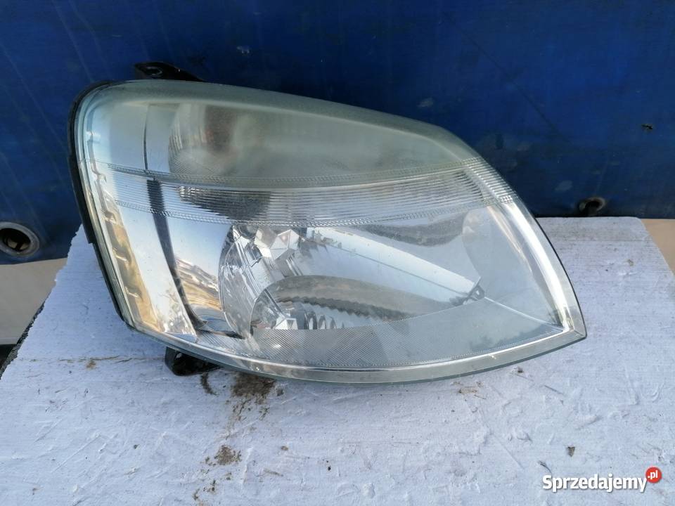 Lampa Przednia Prawa Peugeot Partner 05r Motoryzacja Wisznice sprzedam