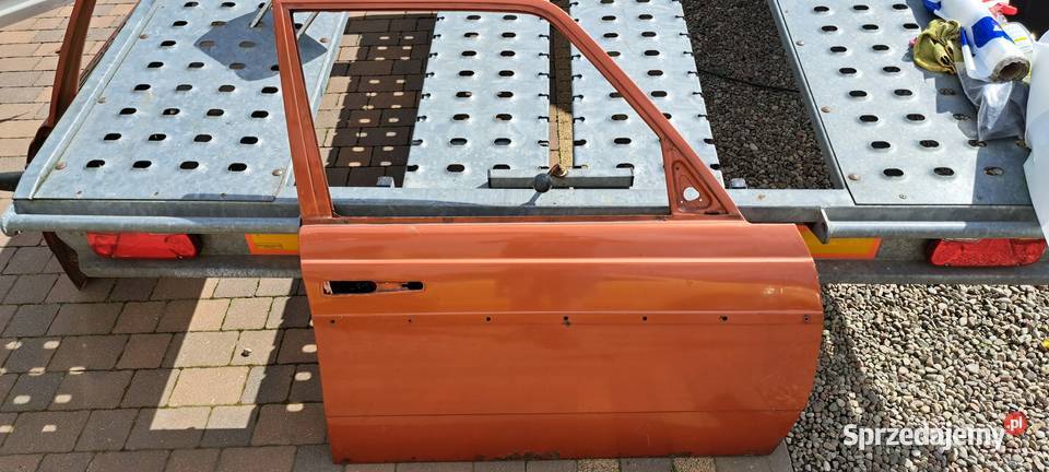 Drzwi prawe przednie Mercedes W123 sedan kombi Luzino