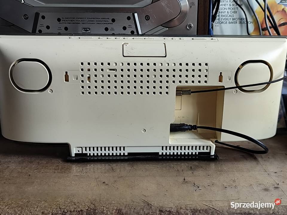 mikrowieża Panasonic SCHC 37