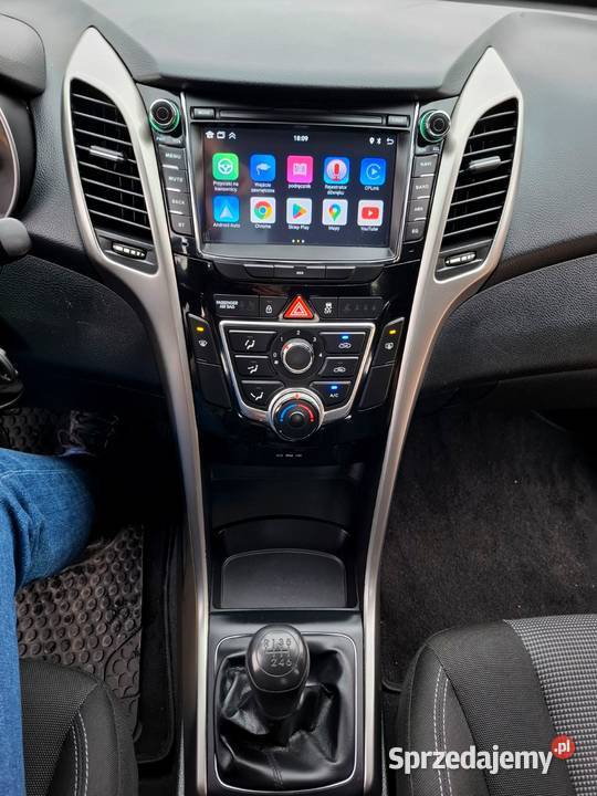 HYUNDAI i30 14 DOHC Benzyna KAMERA NAVI Kielce