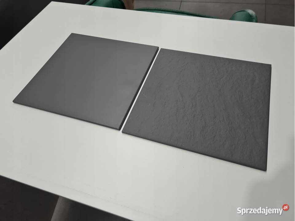 Płytki GRES techniczny TECHNO NERO UNI R11 R9 Opoczno