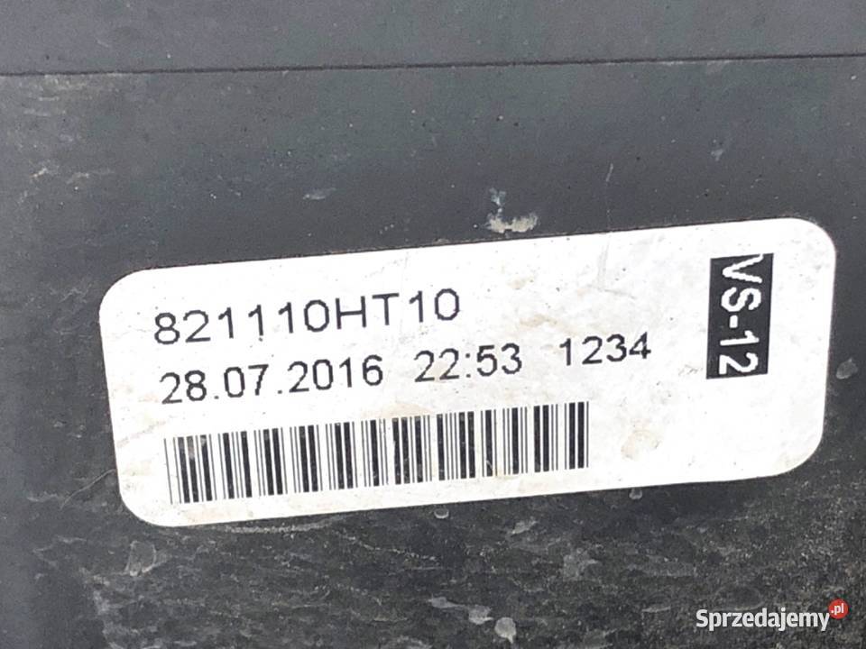 SKRZYNKA BEZPIECZNIKÓW TOYOTA AYGO II 821110HT10