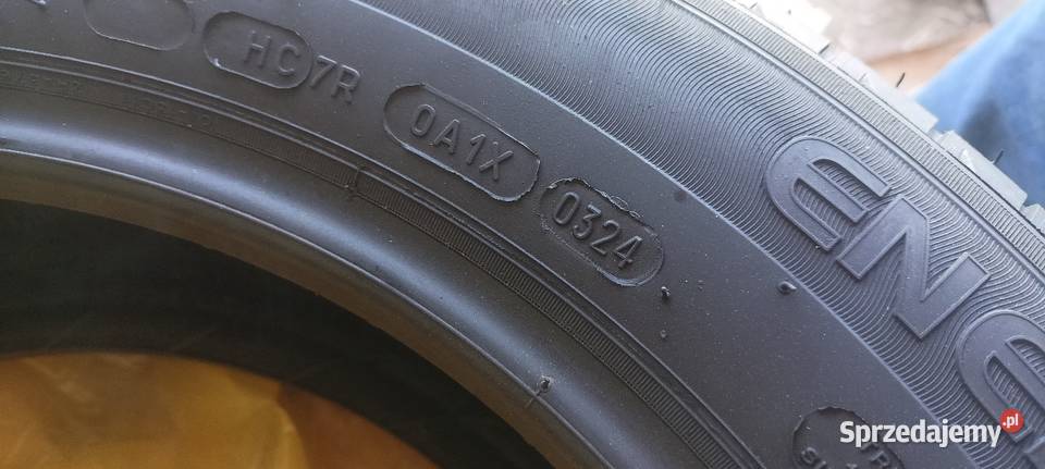 Sprzedam opony Michelin 4 takie same 20560r16 205 Samochodowe Stalowa Wola