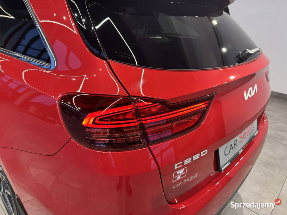 Kia Ceed VAT 23 SW LBusiness Line 15TGDI 140 DCT komputer pokładowy Myślenice