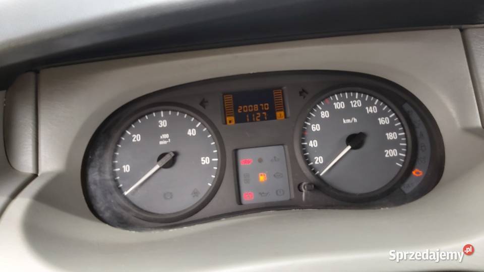 Opel Vivaro 20 benzyna świętokrzyskie Skarżysko Kościelne