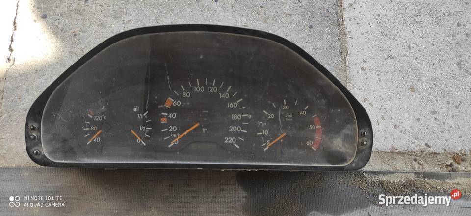 Licznik Mercedes Cklasa W202 22 cdi Przyłęk