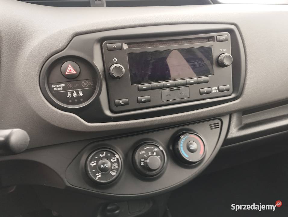 Toyota Yaris Serwis Salon Polska 2018 benzyna Warszawa