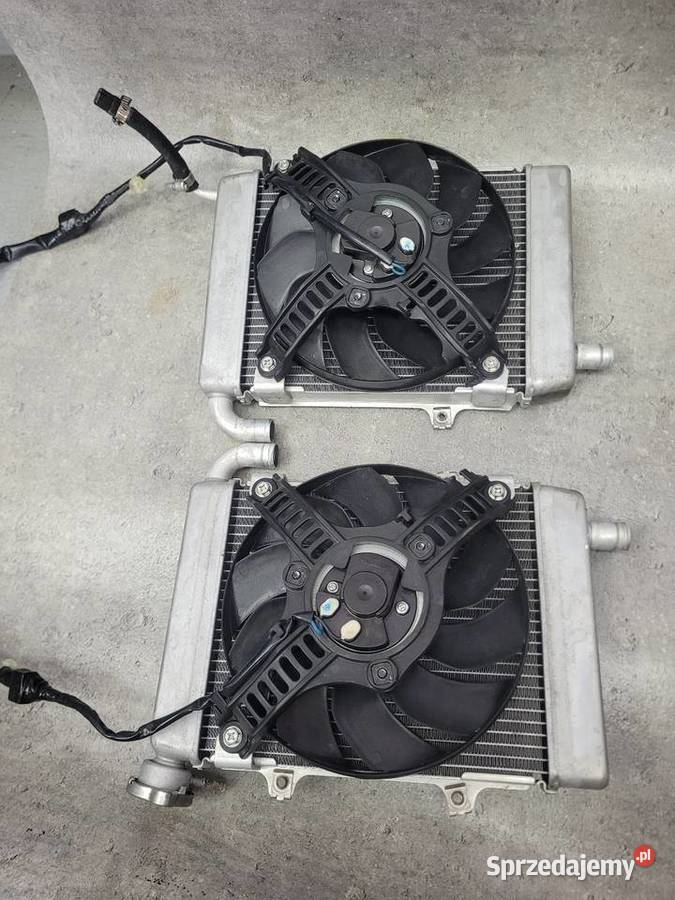 HONDA GOLD WING GL1800 SC 79B OEM CHŁODNICA Chłodnice Nowy Tomyśl