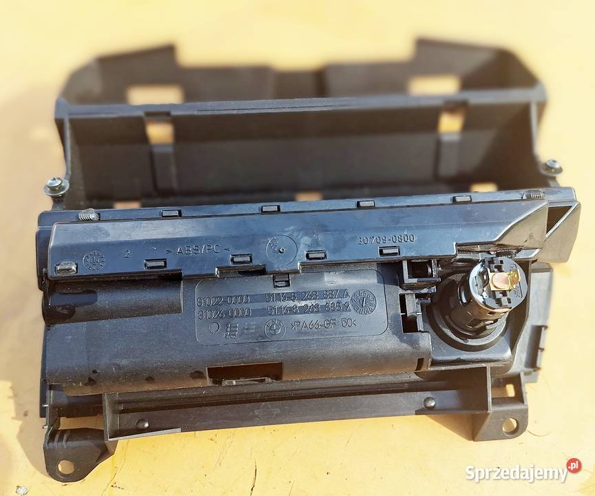 BMW E46 POPIELNICZKA 307090100 zapalniczki samochodowe Radom