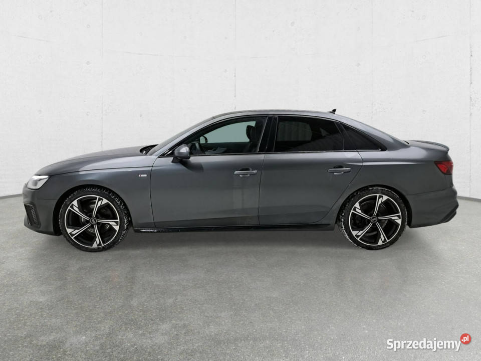 Audi A4 Limousine B9 2015 Komorniki