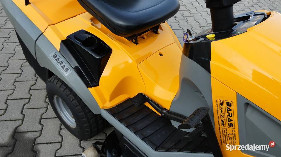 Traktorek kosiarka Stiga Estate Zamiatarka