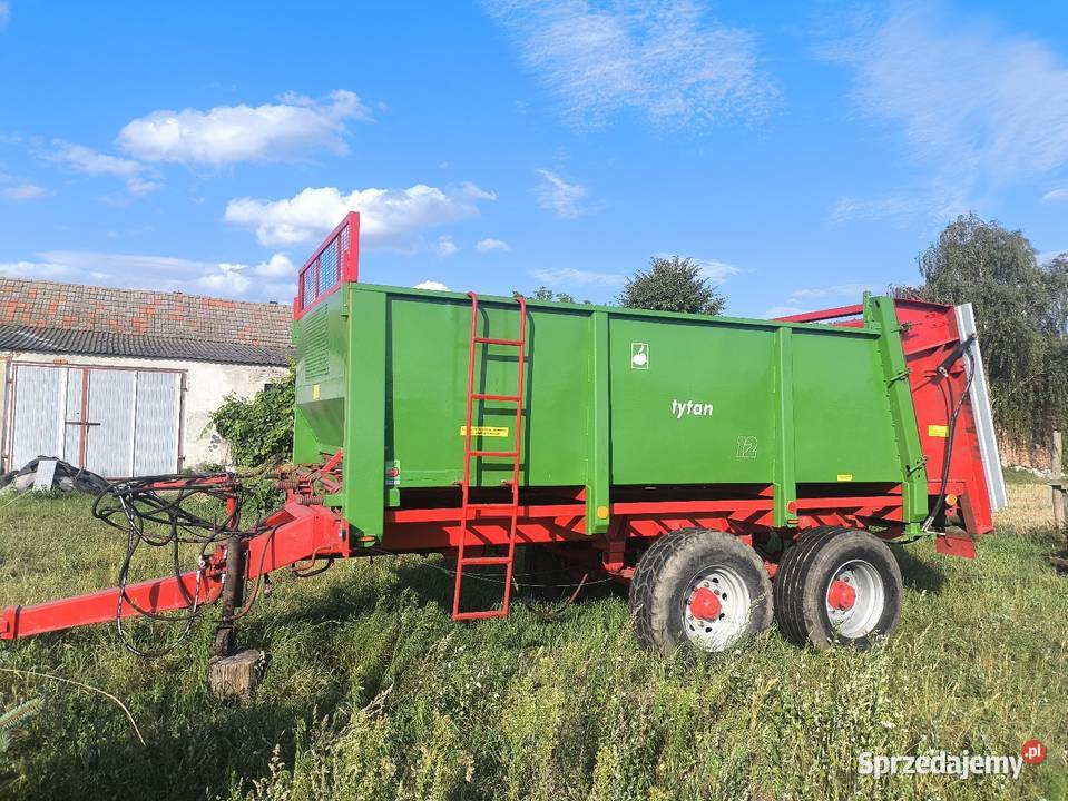 Rozrzutnik obornika Tytan 12 Rozrzutniki obornika Kościan