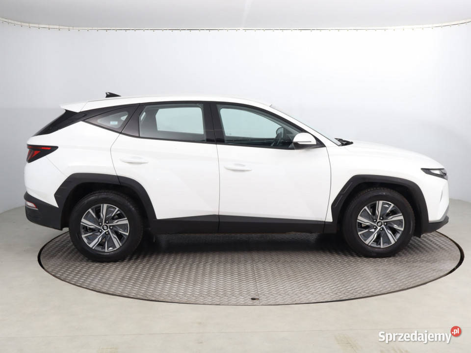 Hyundai Tucson 16 TGDI kamera cofania dolnośląskie Bielany Wrocławskie