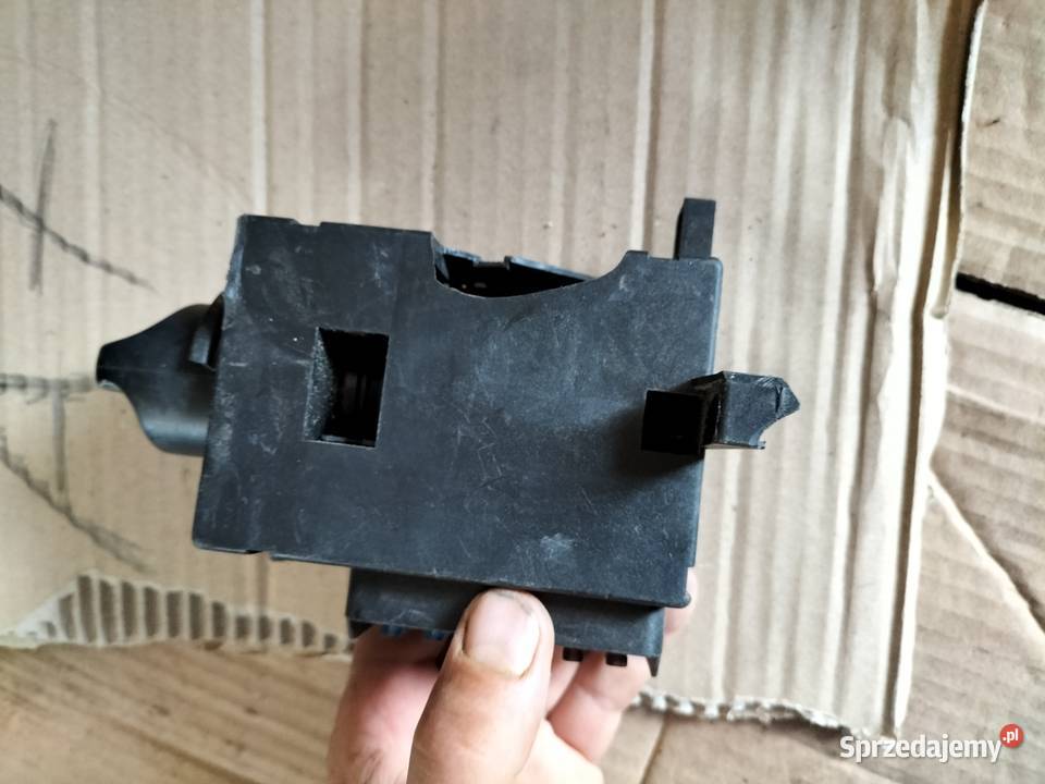 WŁĄCZNIK ŚWIATEŁ Mercedes W168 VANEO 1585450104 Wyposażenie wnętrza Kamień-Kolonia