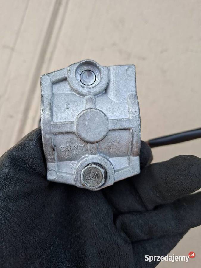 Stacyjka kostka stacyjki 4 piny Fiat 126p Maluch Strzelce Opolskie