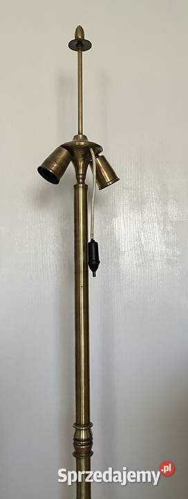 Stara lampa mosiężna podłogowa na lwich pazurach