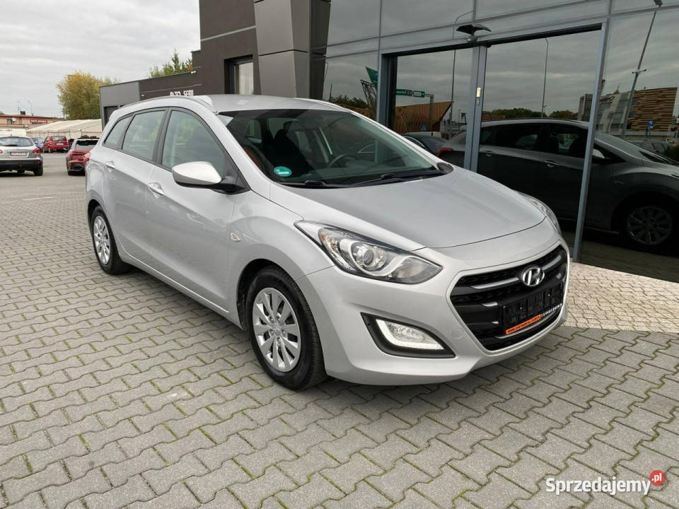Hyundai i30 LEDklimatyzacja el szyby centralny komputer pokładowy śląskie Żory