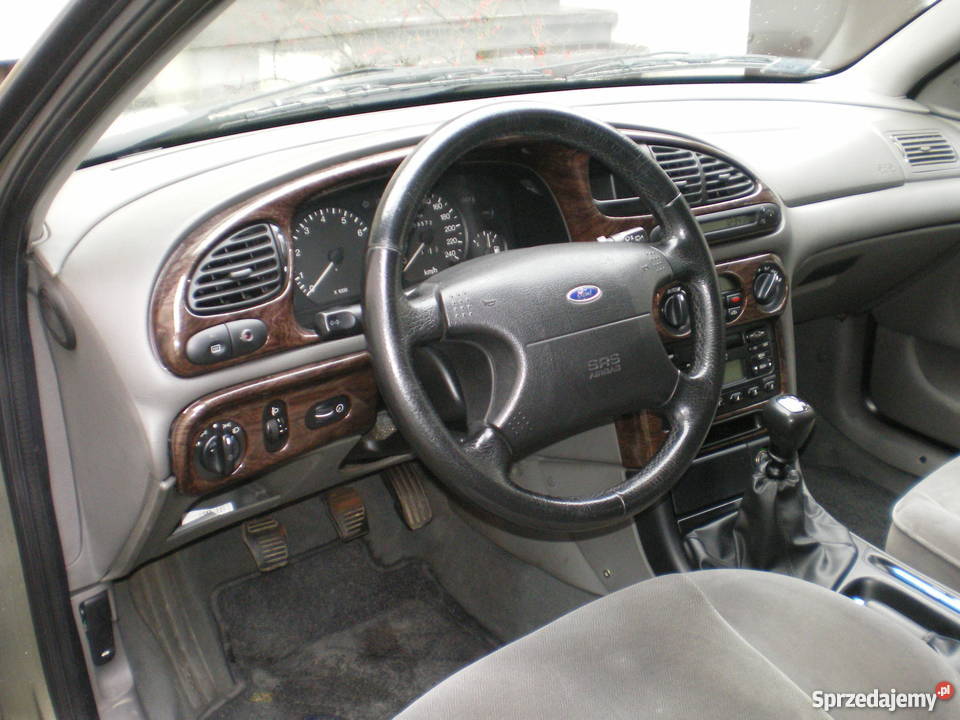 Ford Mondeo Mk2 20 benzyna kombi Ghia 1999r manualna łódzkie Wieluń