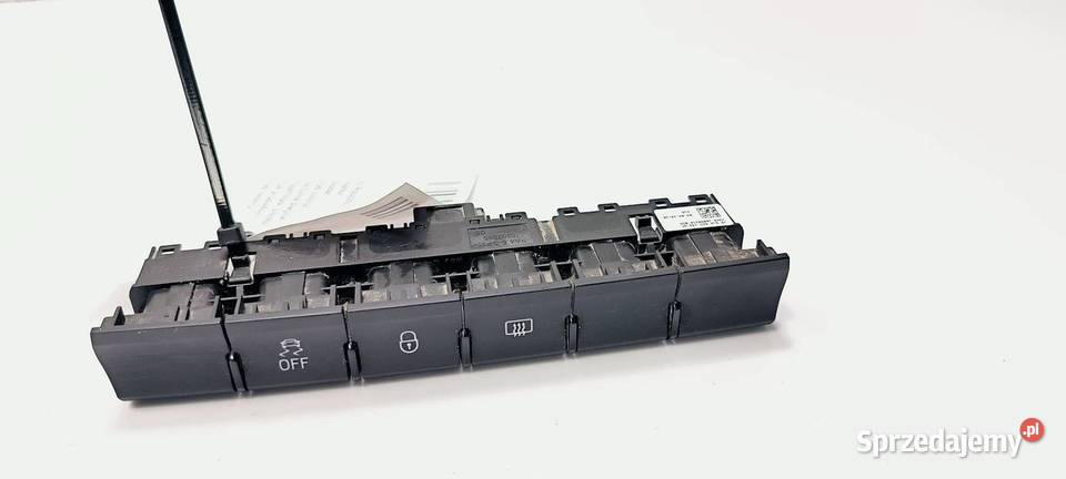 PRZYCISK SKODA FABIA III 5JA927132AF sprzedam