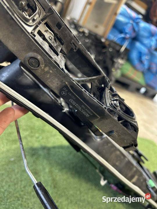 Kompletne poszycie drzwi lewy przód Mercedes GLC Wierzchy Kluckie