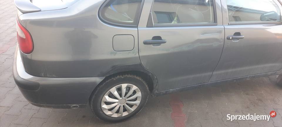 Seat Cordoba 14 benzyna gaz 260000km Biskupie sprzedam