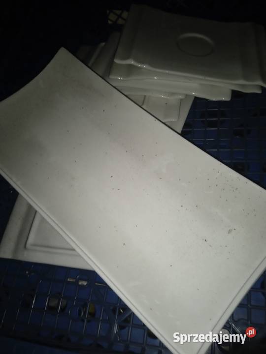 Talerz pizza kufle kubki sosierka menu Jędrzejów