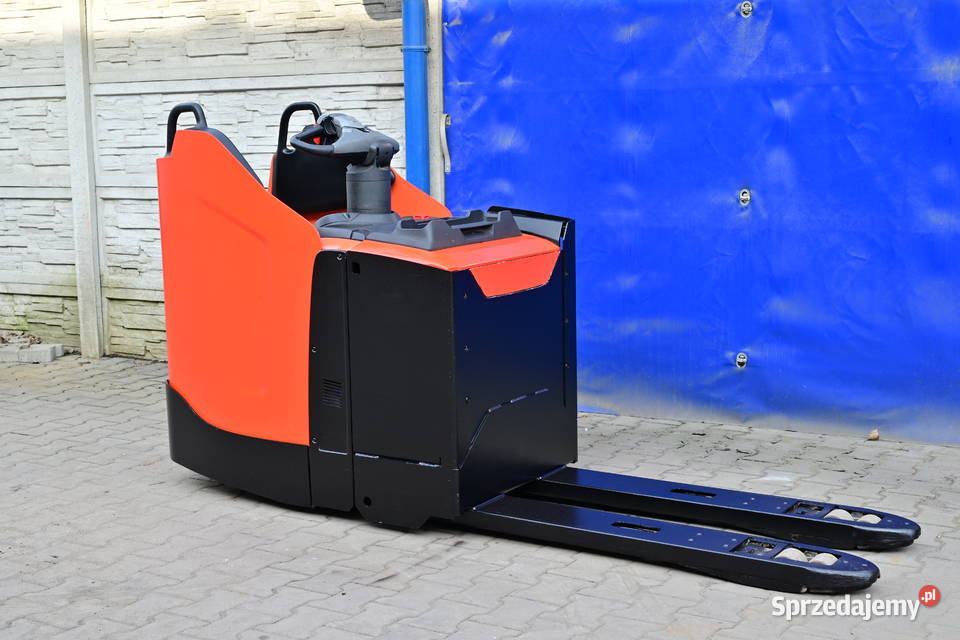 Paleciak elektryczny Toyota BT LPE 250 2000 2017 elektryczny śląskie Częstochowa