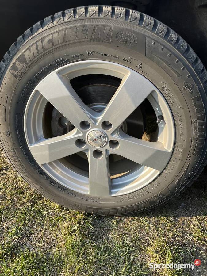 Opony z felgami 17 Samochodowe