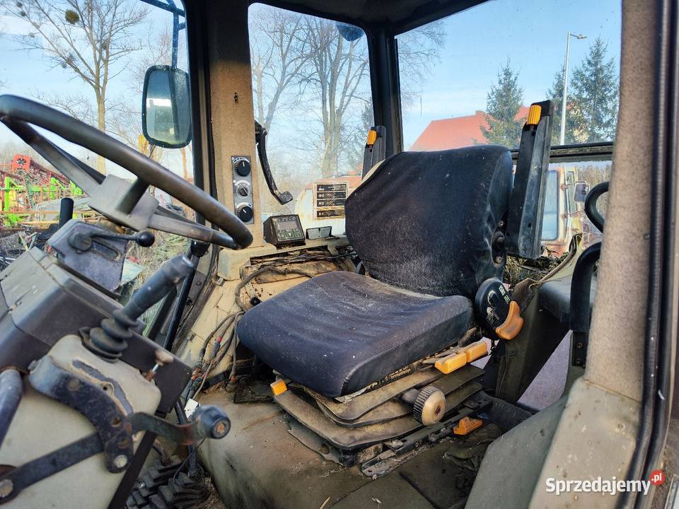 Dwa ciągniki Renault 17574 Renault