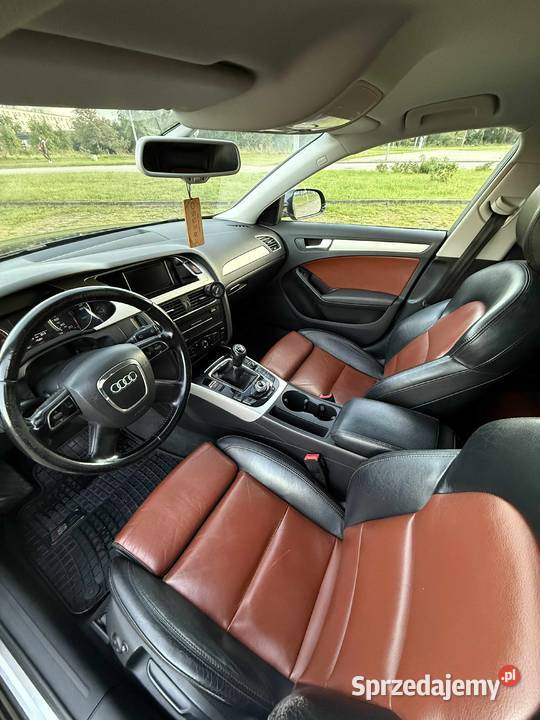 Piękne perłowe Audi A4 B8 przyciemniane szyby A4 Włocławek