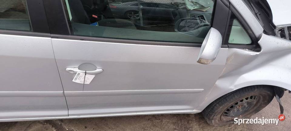 DRZWI PRAWE PRZÓD VOLKSWAGEN TOURAN osobowe Lipno