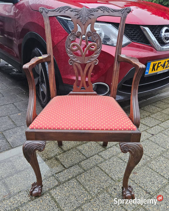 Pięknie zdobiony fotel klasyczny fotel ANGIELSKI Pszczyna