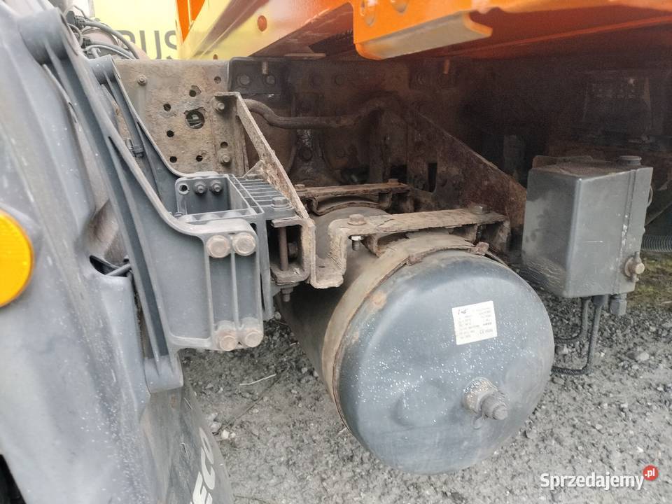 Iveco 100e18 auto laweta pomoc drogowa specjalny Napęd tylna oś Iwkowa