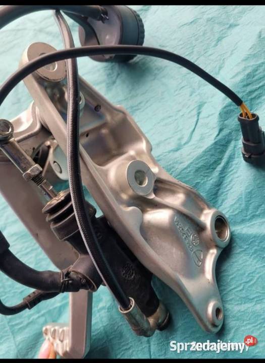 DUCATI MULTISTRADA 950 PODNÓŻEK KIEROWCY SET Podnóżki i stopki Nowy Tomyśl sprzedam