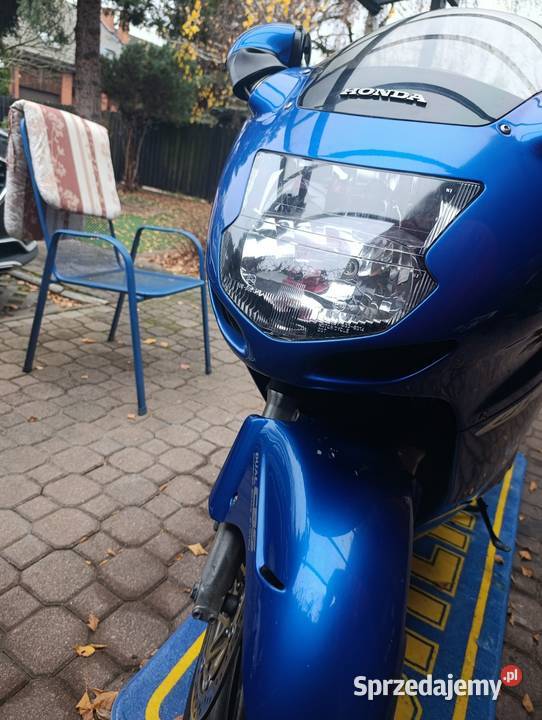 Honda CBR 1100 XX Super Blackbird r 2000 wtrysk Warszawa sprzedam