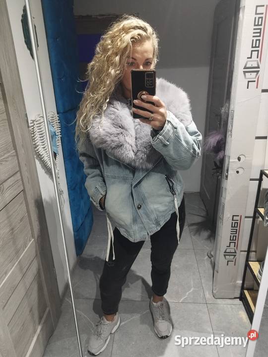 Kurtka dżinsowa piękna nowa rozmiar mL lekko