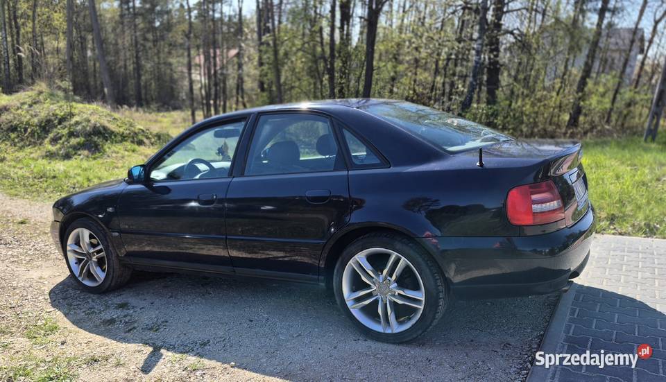Audi A4 b5 18 bg polift 1999 265000km Kielce