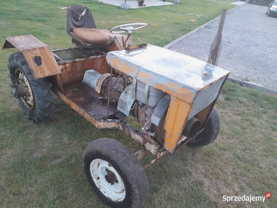Ciagnik traktor sam silnik esa 15 Napęd 2x4 sprzedam