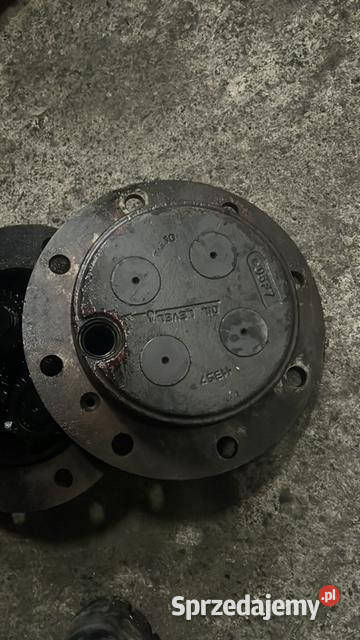 Carraro kapelusz z satelitami