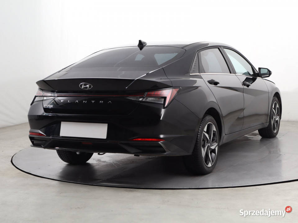 Hyundai Elantra 16 MPI czujnik parkowania