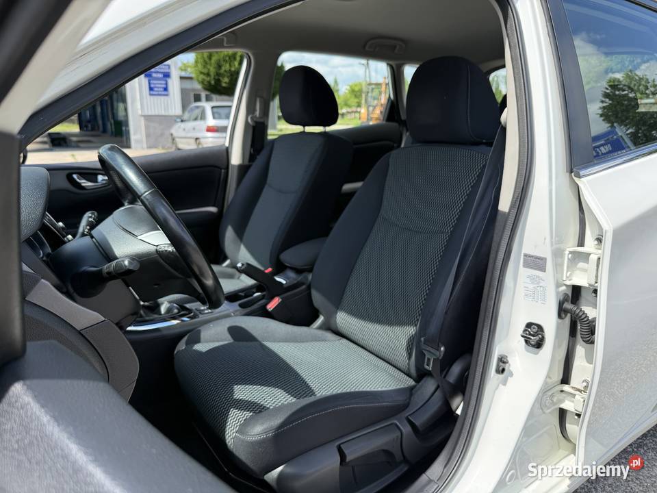 Nissan Pulsar 12 BENZYNA Klimatronik Nawigacja Konin