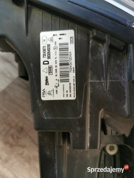 CITROEN C4 III 2020 LAMPA PRZÓD PRAWA LED VISION Świerzawa