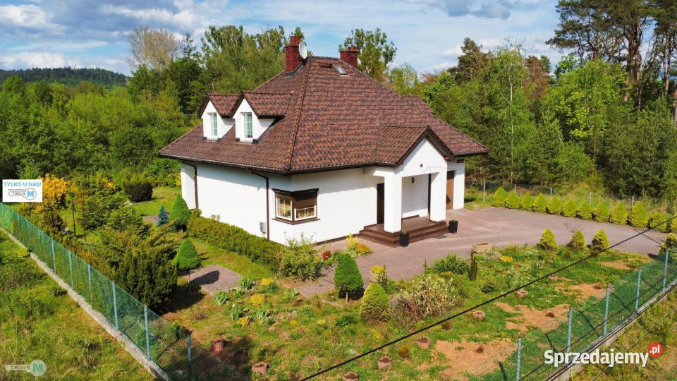Dom wolnostojący 276m2 Nowiny