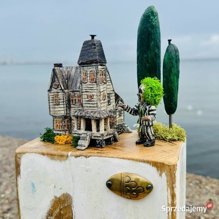 LUKI SZTUKI driftwood belka z MOLO w Orłowie Warszawa