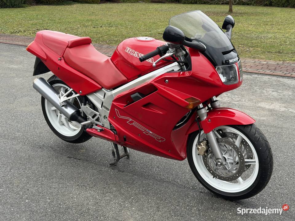 Honda VFR 750 RC36 1992r Ze Szwajcarii Rok produkcji 1992 Chlebna