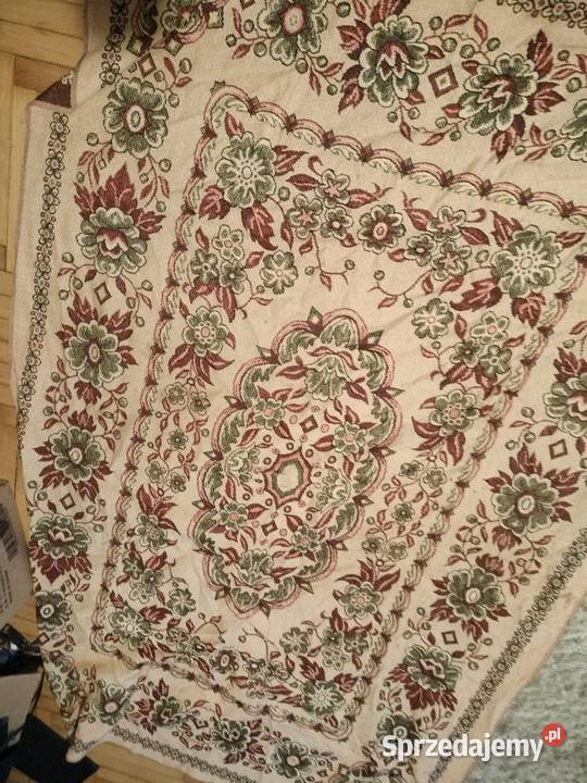 Kapa gobelinowynarzuta Oleśnica