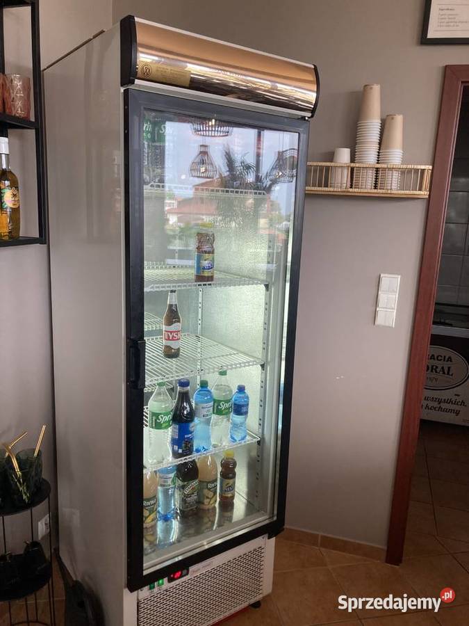 Sprzedam szafę chłodniczą witrynową Firmy Cold Rewal