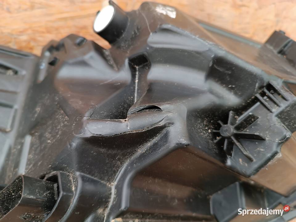 LAMPA LEWA PRZÓD REFLEKTOR EU LED JX7B13E017AJ Części samochodowe Nowy Tomyśl