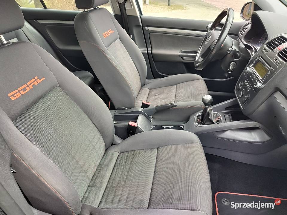 VW GOLF 16 BENZYNA 1600cm3 wielkopolskie Leszno