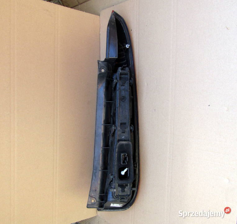 LAMPA TYLNA LEWA FORD FIESTA MK6 2S6113405BF Mysłaków